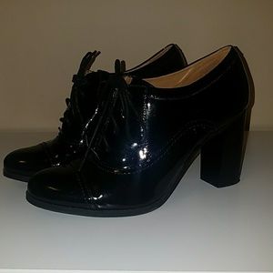 Black patent ankle boot